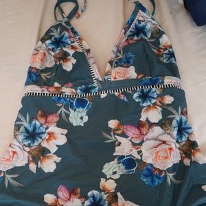 One piece bathing suit